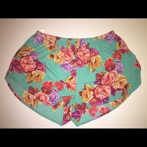 Large ambiance apparel shorts